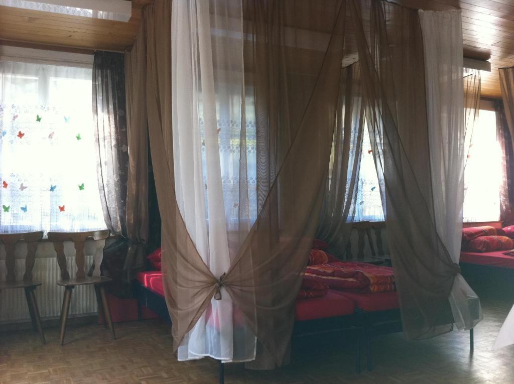 Gasthof Am Bach Bed and Breakfast Boltigen Habitación foto